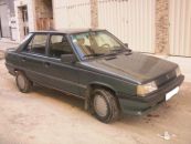 Renault R9 de 1988 - 1 Km - Taza